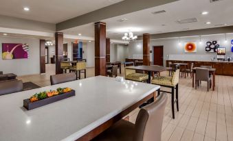 Best Western St. Louis Airport North Hotel  Suites