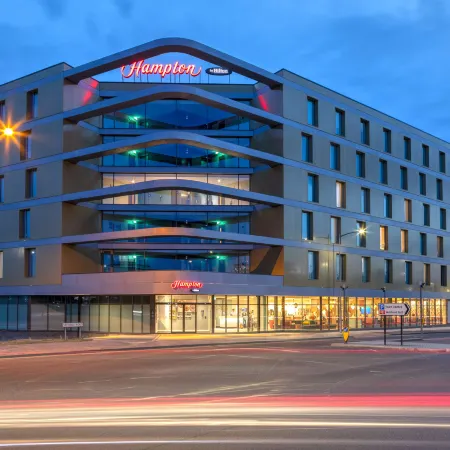 Hampton by Hilton Ashford International