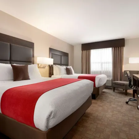 Days Inn by Wyndham 100 Mile House