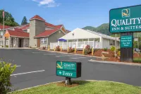 Quality Inn & Suites Maggie Valley - Cherokee Area - Parking