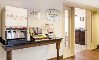 Sleep Inn & Suites Metairie - Housity
