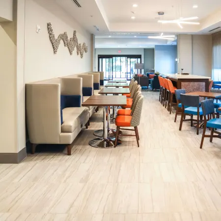 Comfort Suites Gainesville Near University