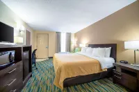 Quality Inn Near Six Flags St. Louis Hotels in Eureka