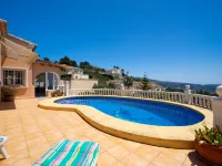 Castellons Vida - Pool