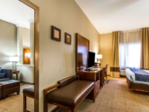 Comfort Suites Mattoon East Hotels in Mattoon