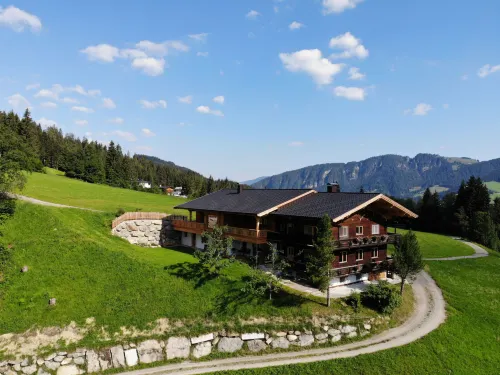 Panorama Chalet Tirol - parking