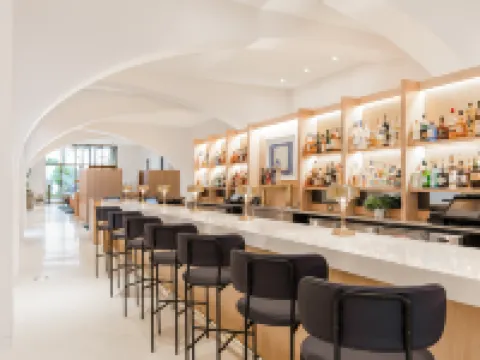 เดอะ ดอยล์ โฮเทล โรงแรมในชาร์ลอตส์วิลล์