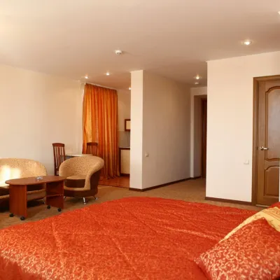 DIS President hotel (Дис Президент)
