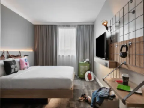 Moxy Amiens Hotels in Amiens