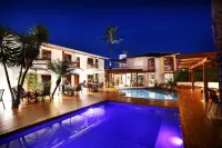 Hotel Flamingo Beach by HC