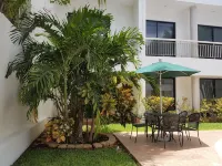 Hotel Holly - balcony