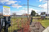 Home2 Suites by Hilton Taylor Detroit - parking