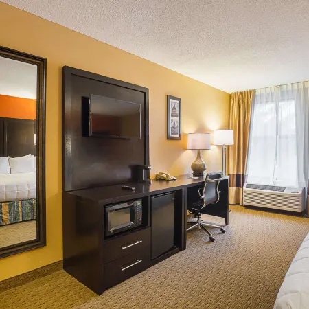 Clarion Inn & Suites