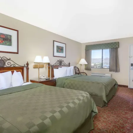 Days Inn by Wyndham Kingman East