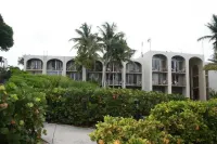 Hotel on the Cay