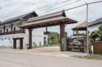 vang vieng savanh sunset view resort