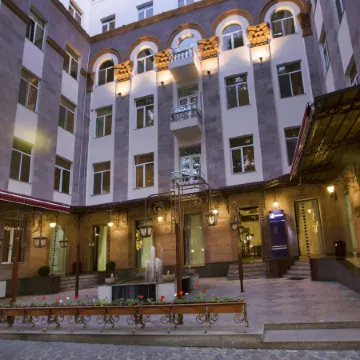 Central Hotel Yerevan