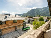 Haus Point Hotels in Maishofen