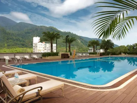 Evergreen Resort Hotel (Jiaosi) Отели рядом со станцией Jiaoxi Railway Station