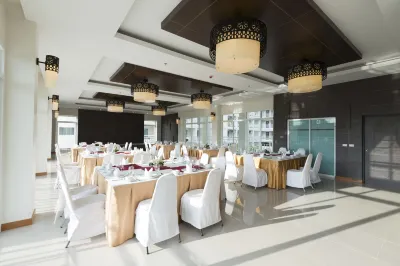 Chanalai Hillside Resort, Karon Beach Các khách sạn gần Thanon Bangla