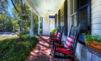 Antebellum Inn - Housity