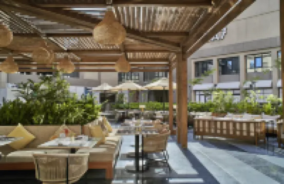 크라운 플라자 웨스트 카이로 아르칸 바이 IHG