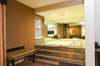 Capital Inn and Suites Hotels in East Greenbush