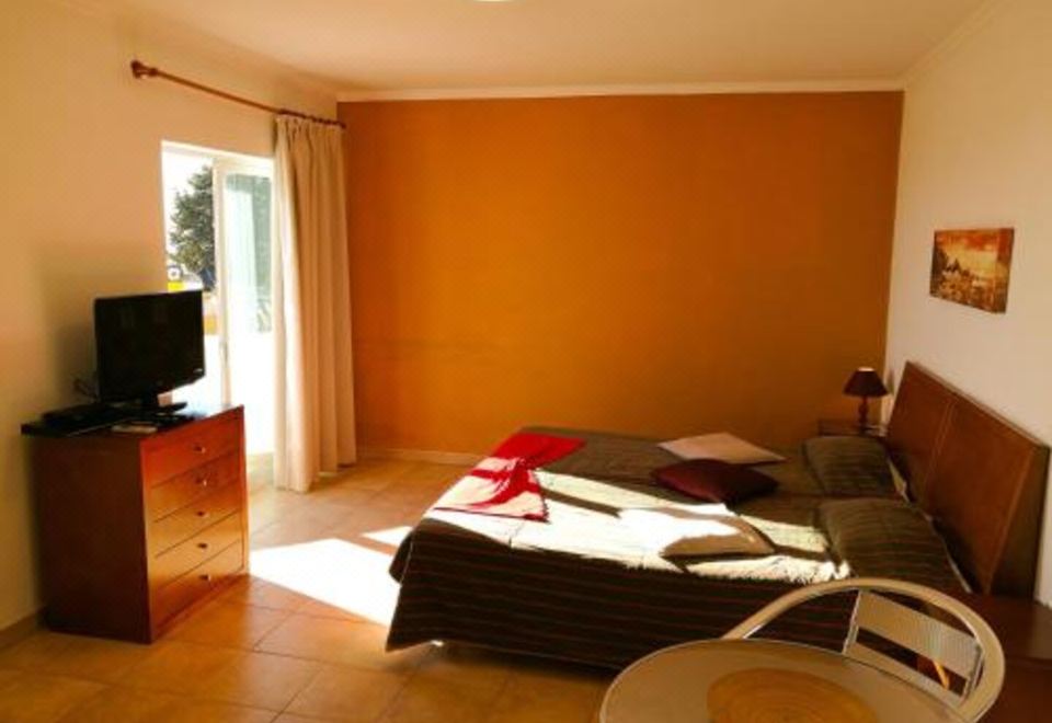 3. 포르토 모스 레..