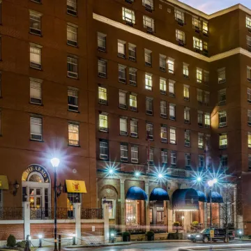 The Lord Nelson Hotel & Suites Hotels near Park Lane