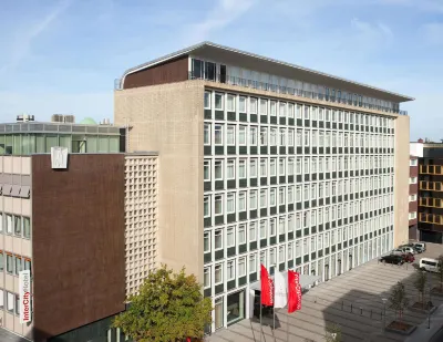 IntercityHotel Hannover Hôtels à proximité de : AStA Allgemeiner Studierendenausschuss der Hochschule Hannover