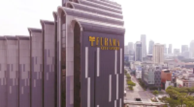 Furama City Centre Hotels near Lucky Chinatown