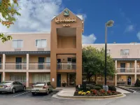 Quality Inn Hotels in Newark