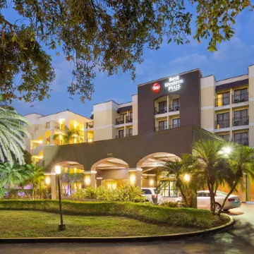 Best Western Plus Deerfield Beach Hotel  Suites