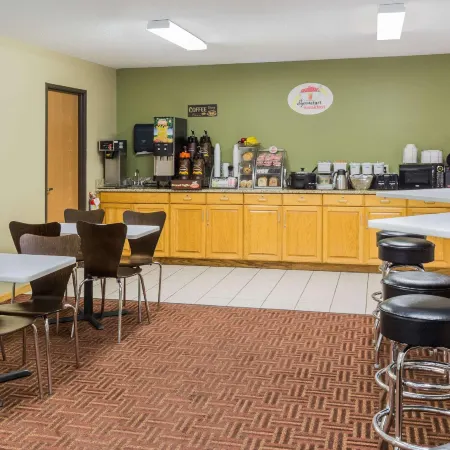Super 8 by Wyndham Sioux Falls