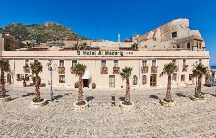 Hotel Al Madarig