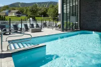 Delta Hotels, Mont Sainte-Anne, Resort & Convention Center - Pools