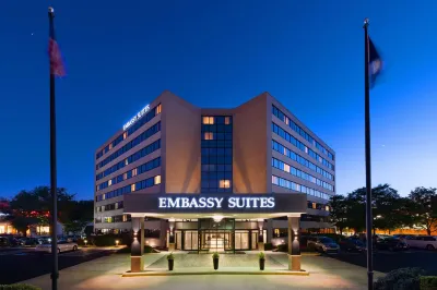 Embassy Suites by Hilton Tysons Corner Hotels in Tysons Corner