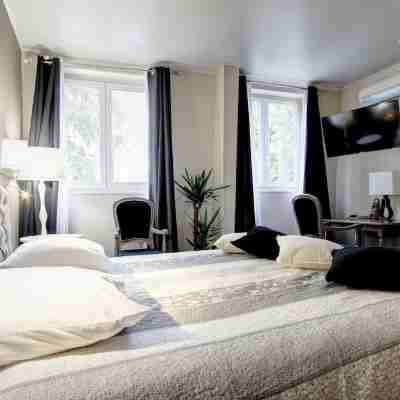 Logis Hôtel le Manoir de Fourcy Rooms