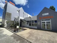 Brit Hotel le Vesoul Hotels in Pusey