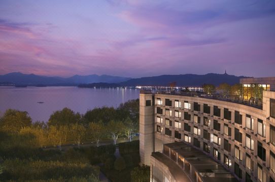 1. 항저우 그랜드 ..