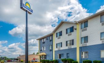 Days Inn by Wyndham Somerset PA I-70 I-76