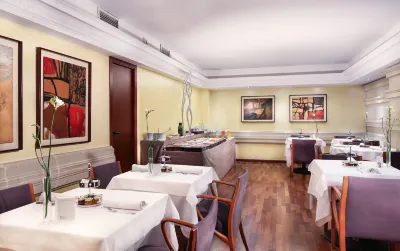 Small Luxury Hotels of the World - Gran Derby Suite Hotell i Les Corts