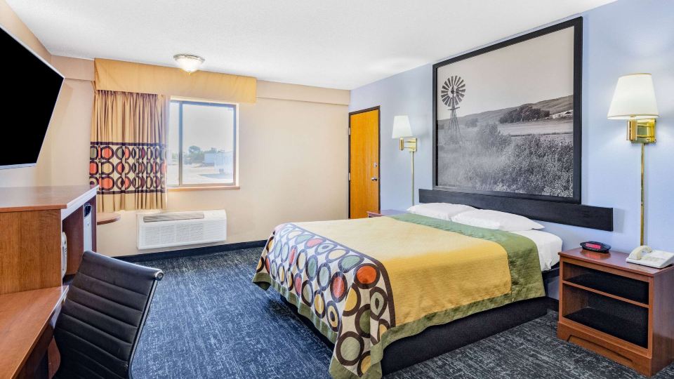 Super 8 by Wyndham Valentine NE