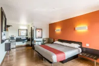 Motel 6 Bell Gardens, CA - Los Angeles