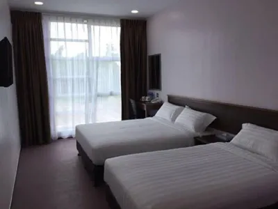 ID 호텔 야야산 세가맛 리버 뱅크 미러 레이크 주변 호텔