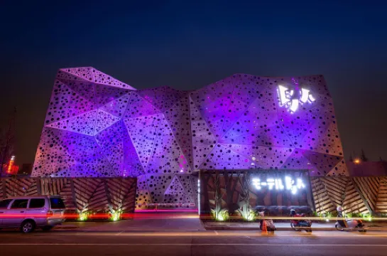 臺中鳥人創意旅店