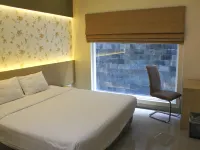 THE VILLA SOLO BARU Hotels in Grogol