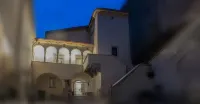 Palazzo Cestari Hotel Các khách sạn ở Viggiano
