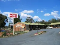 Woomargama Motel