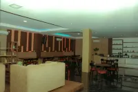Octo Hotel Cirebon Hotel di Kedungjaya